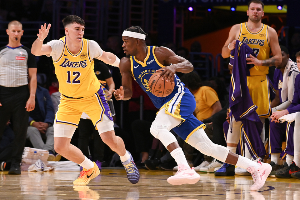 年奥尼尔以, 马特首秀表 年奥尼尔以, 马特首秀表