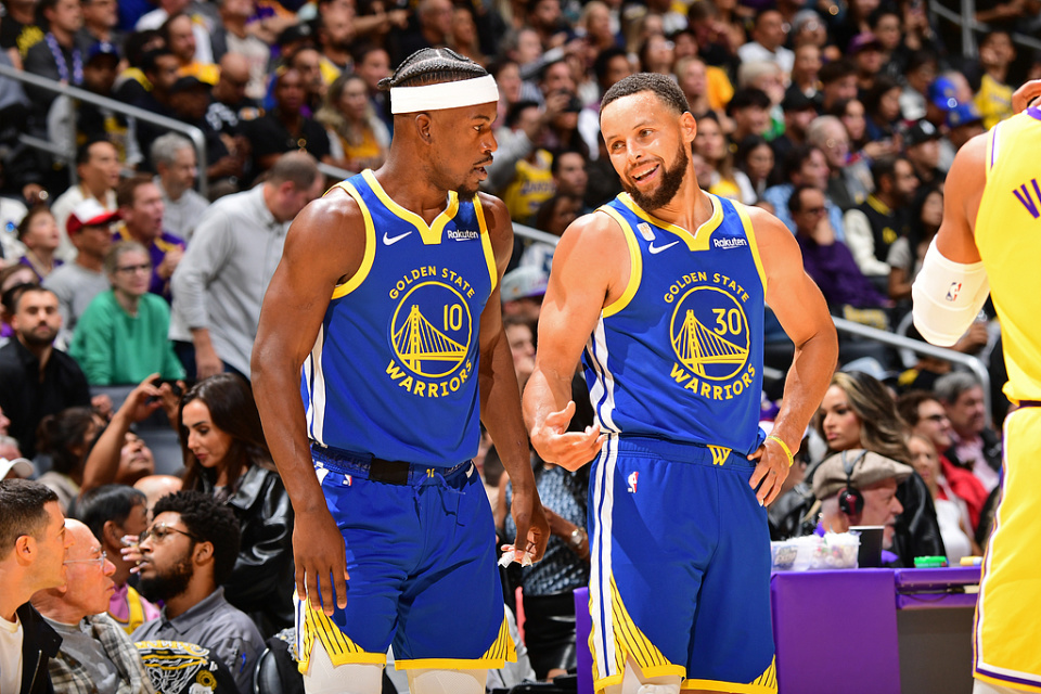 东契奇燃尽, 和里夫斯两 东契奇燃尽, 和里夫斯两